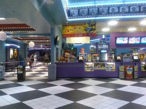 Regal cinema eagle ridge mall. Things To Know About Regal cinema eagle ridge mall. 